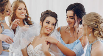 Missão madrinha de casamento: que maquiagem usar à noite?
