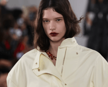 5 tendências de beleza da Milan Fashion Week SS26 para copiar já