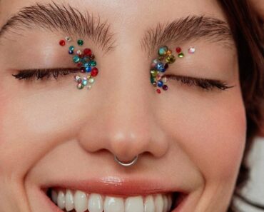 Como fazer a maquiagem durar no Carnaval: dicas para uma pele impecável do início ao fim da folia